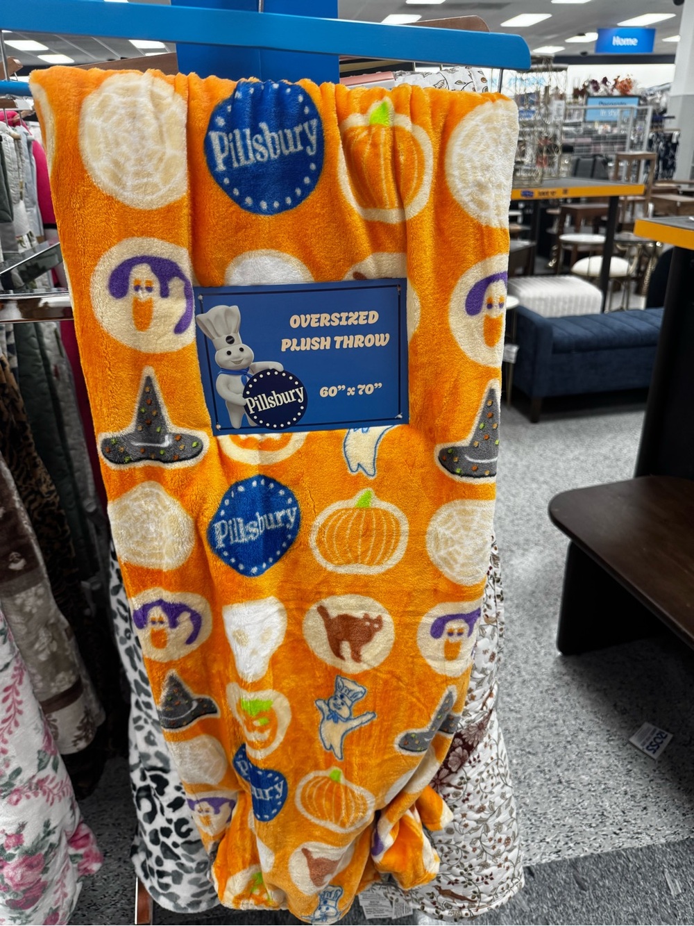 NWT Pillsbury Oversized Halloween Throw Blanket 60"x70"